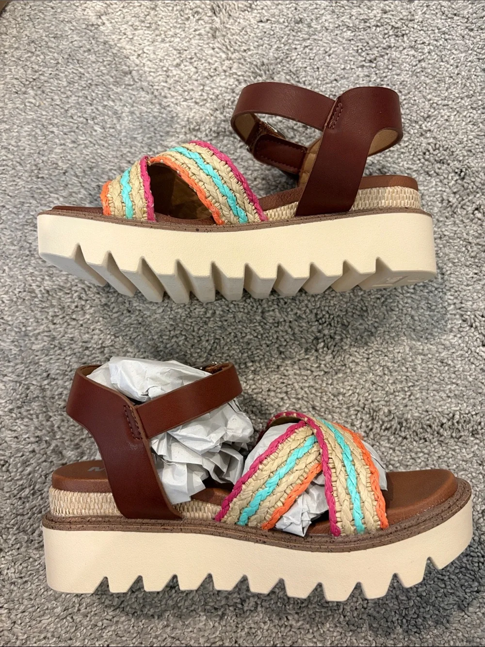 MIA kids Zhella Sandal with Multicolor Braided Straps 2M new